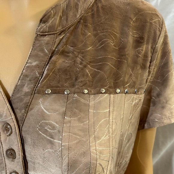 Shannon Ford blouse with embellishment rhinestones. Sz M - Picture 2 of 9